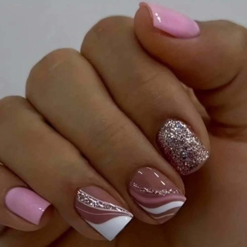 Pretty In Pink Glitter Glossy Short Square Press-On Nails - HOST PICK! 🤩❤️